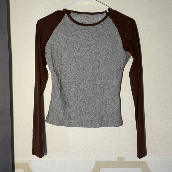 Dazy Women’s Bundle Raglan Long Sleeve Tees - Size M - Picture 4 of 7